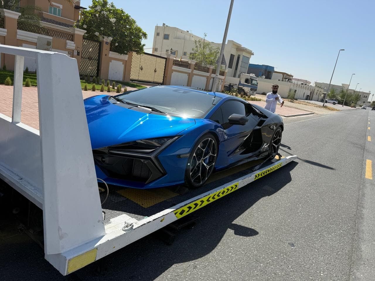 Luxury and Exotic Car Towing in Dubai